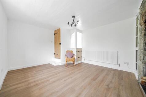 Backwater Sitting Room..jpg