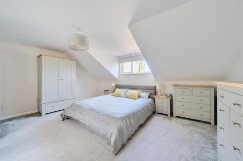 Spinney Bed 1.jpg