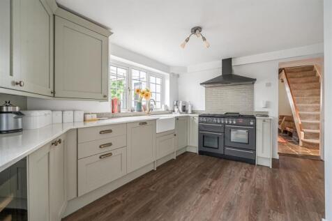Western Cottage Kitchen.jpg