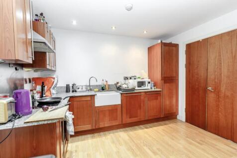 8403338-interior11-800.jpg