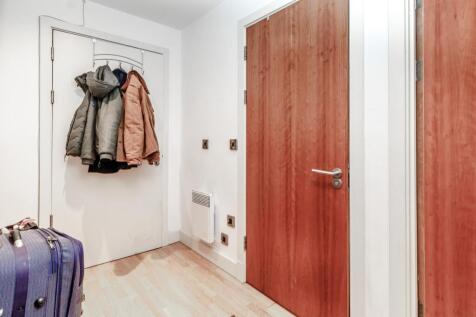 8403338-interior13-800.jpg
