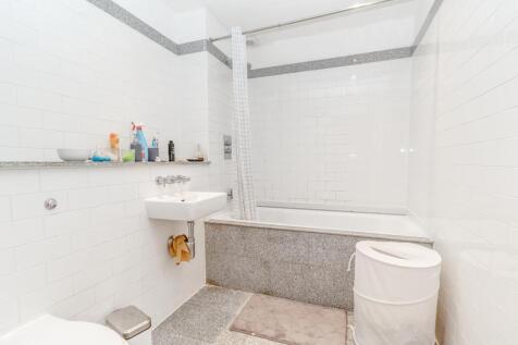 8403338-interior06-800.jpg