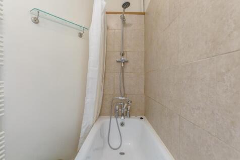 8361638-interior21.jpg