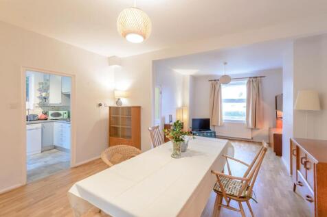 8402556-interior04-800.jpg