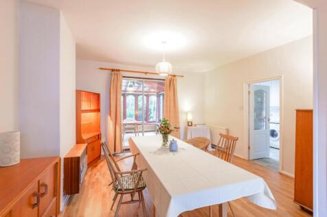 8402556-interior06-800.jpg