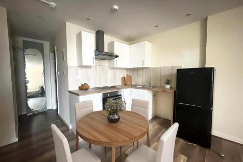 15-203-Kitchen - Kitchen - Standard - 0.jpg