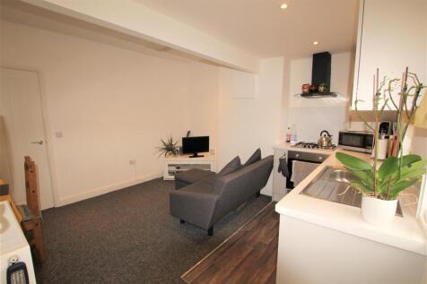 Lounge/Kitchen