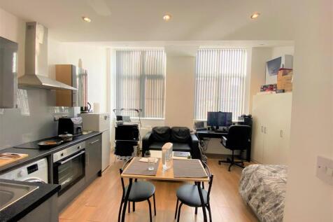 Lounge/Kitchen