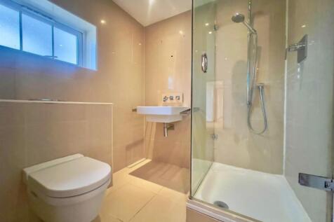Ensuite.jpg