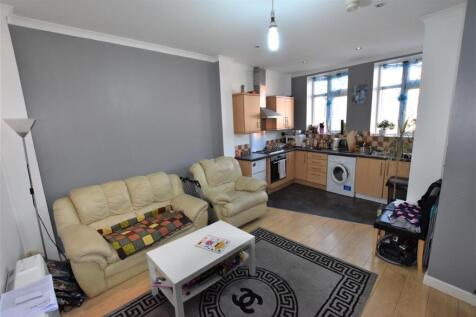 Lounge/Kitchen