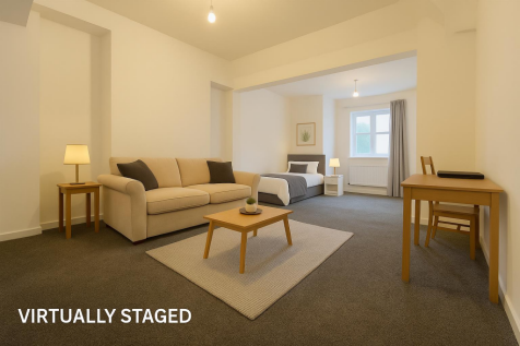 Lounge/ bedroom