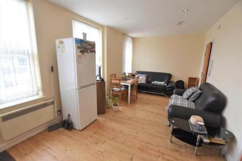 Lounge/Kitchen