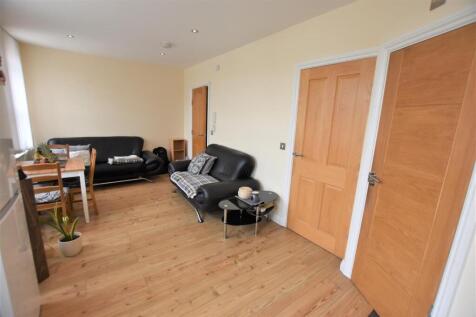 Lounge/Kitchen