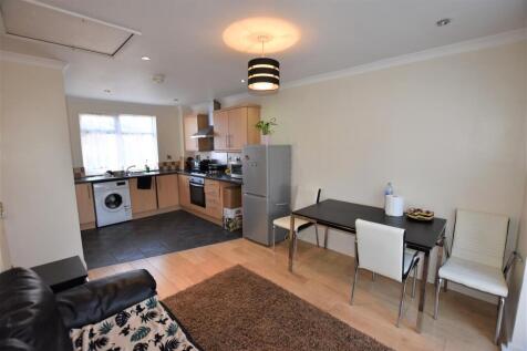 Lounge/Kitchen