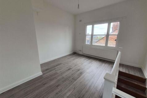 Lounge/Bedroom