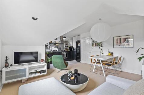 Living and Kitchen area