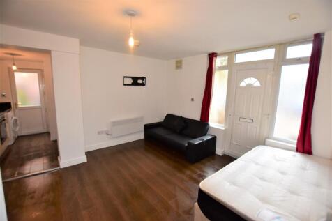 Lounge/Bedroom