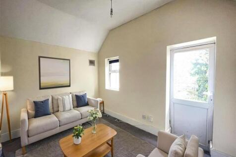 DhphxhGGEE6M6l-wp1Pp5Q - 0.jpg