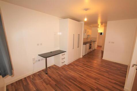Lounge/Bedroom