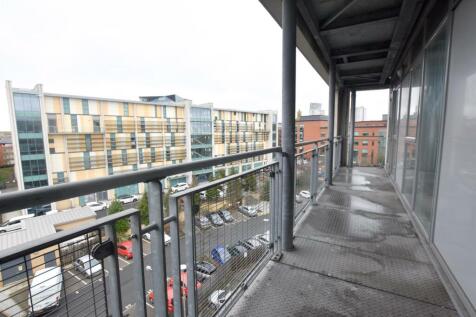 LARGE BALCONY