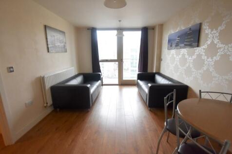 OPEN PLAN LOUNGE DINER