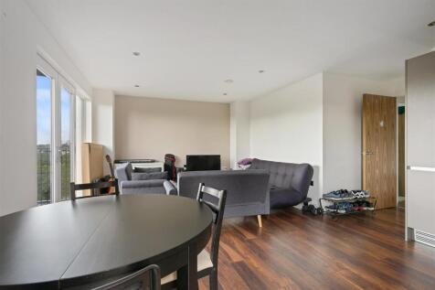Living Room/Kitchen/Dining Area