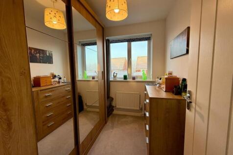 bedroom 3.jpg