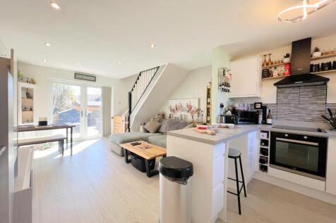 Open Plan Living/Dining/Kitchen