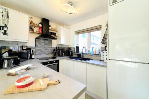 Open Plan Living/Dining/Kitchen