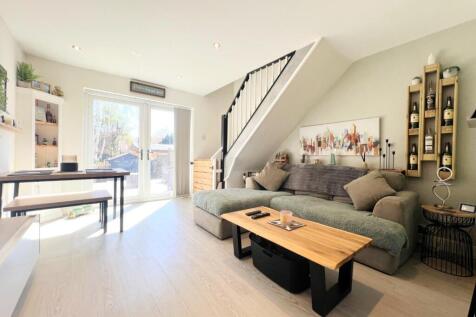Open Plan Living/Dining/Kitchen