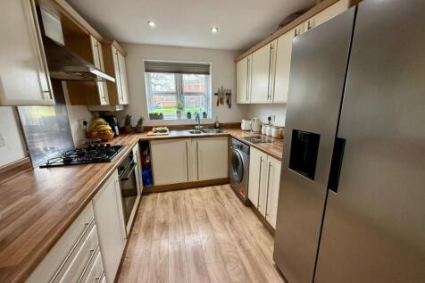 kitchen 3.jpg