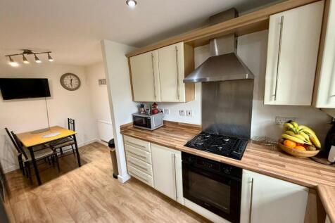 kitchen 2.jpg