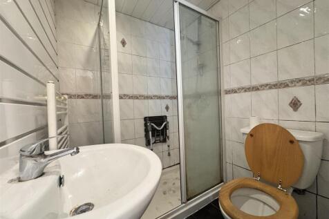 Ground floor shower room