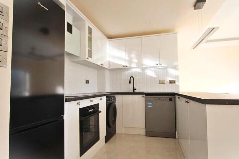 Open Plan Living/Kitchen Area