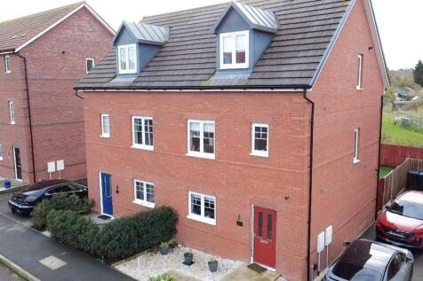 WhatsApp Image 2025-11-11 at 13.45.46_f13976ef-2.j