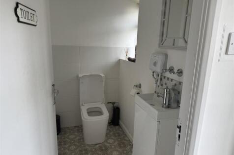 wc.JPG