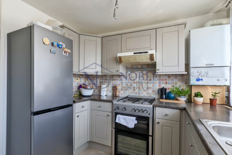 4 BEDROOM 2 BATHROOM FLAT IN ISLEWORTH