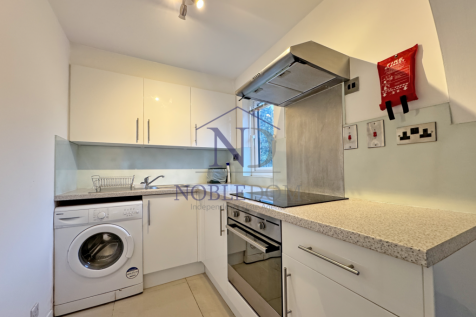 STUDIO FLAT IN CHISWICK