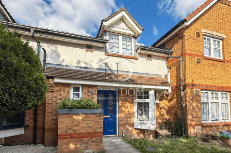 TWO BEDROOM MID TERRACED HOUSE IN HOUNSLOW