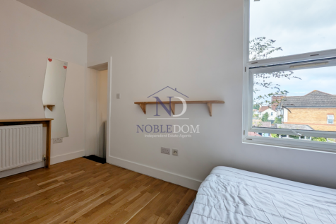 STUDIO FLAT IN HOUNSLOW