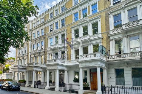 One-bedroom apartment  in Courtfield Gardens, SW5