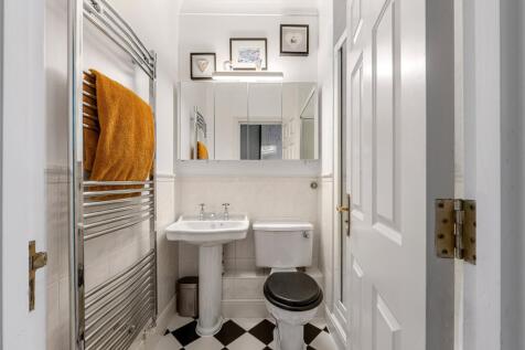 Ensuite Bathroom