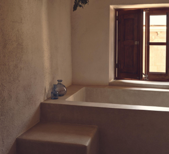 Bathtub