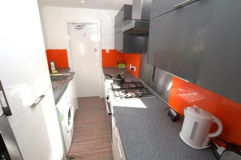 kitchen .jpg