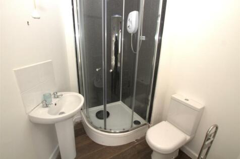 ensuite.jpg