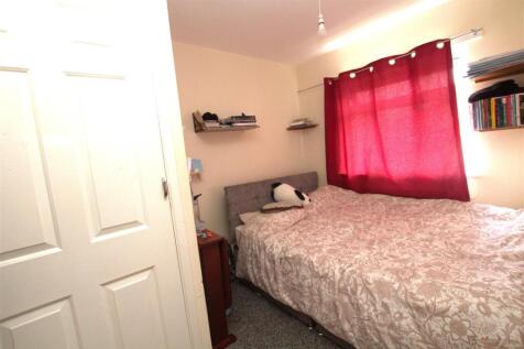 BEDROOM.jpg