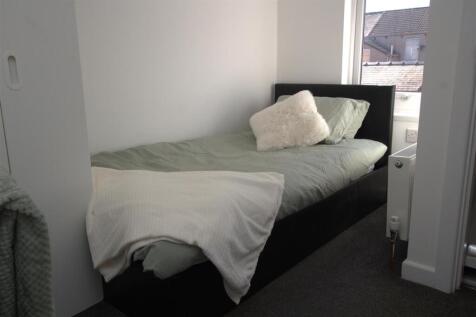 34 Aubrey Room 2.jpg