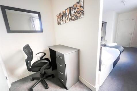 Rm1 Desk.jpg