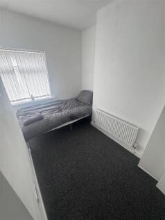 bedroom1.jpg