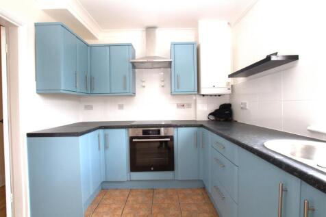 KITCHEN ANGLE 2.jpg